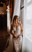 Load image into Gallery viewer, Essense of Australia #D3238-NB
