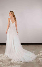 Load image into Gallery viewer, Essense of Australia #D3874
