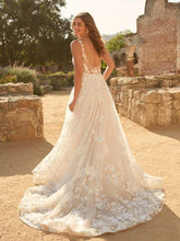 Load image into Gallery viewer, Maggie Sottero - Winter
