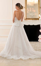 Load image into Gallery viewer, Stella York #6701
